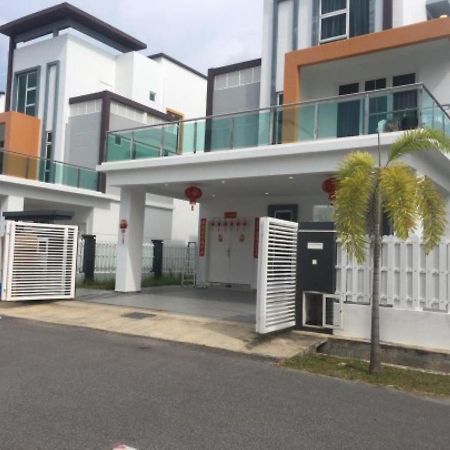 My Home Kayangan Villa Malacca C10 Екстер'єр фото